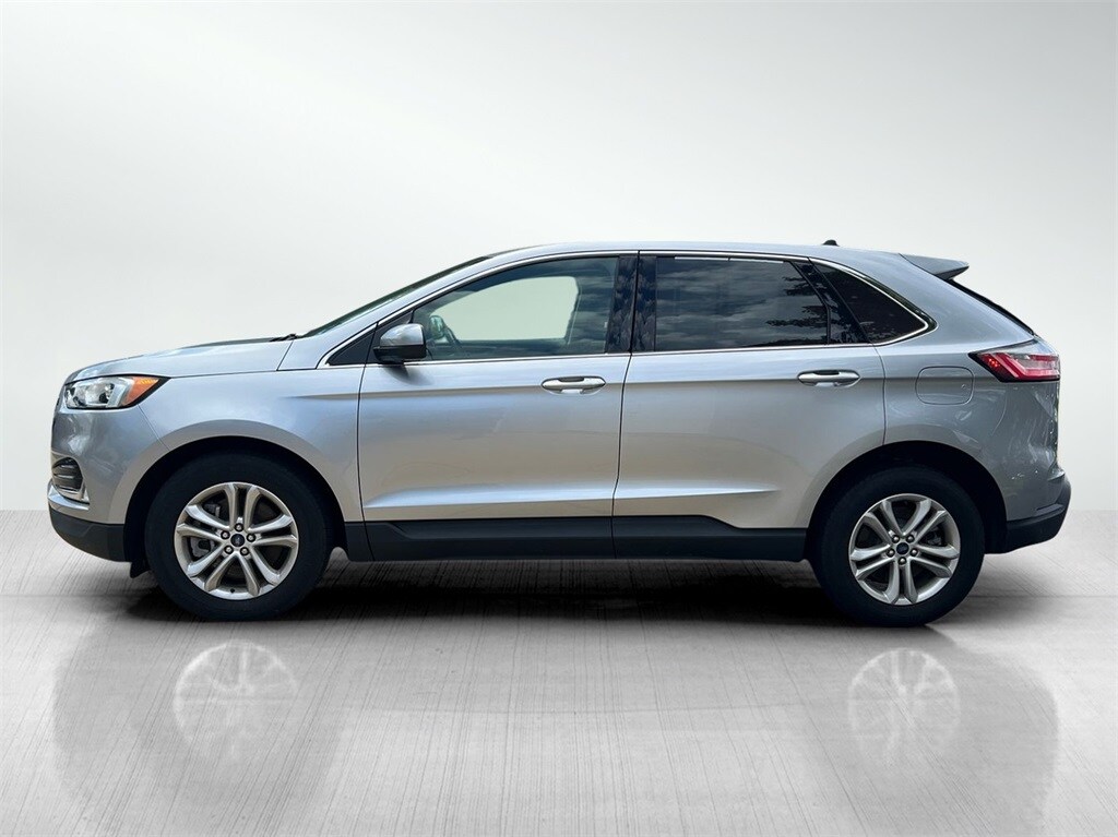 2022 Ford Edge SEL photo 3