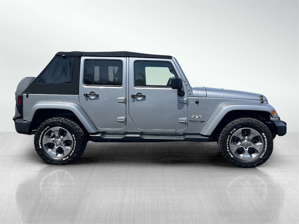 2018 Jeep Wrangler Unlimited Sahara photo 4