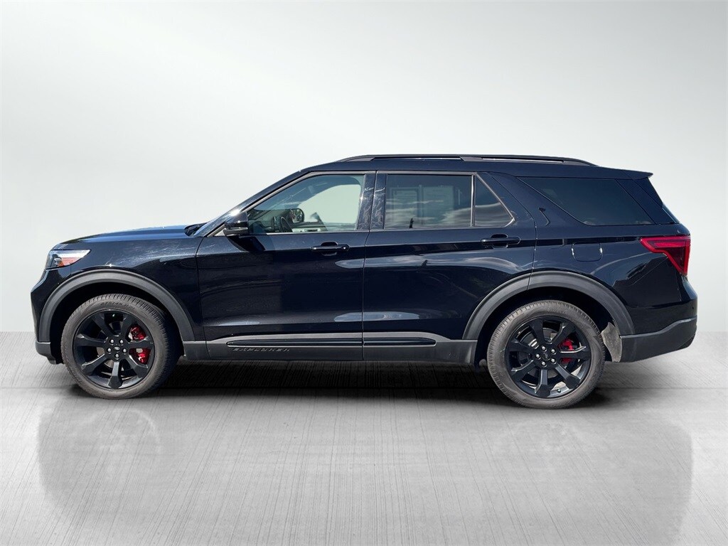 2022 Ford Explorer ST photo 4