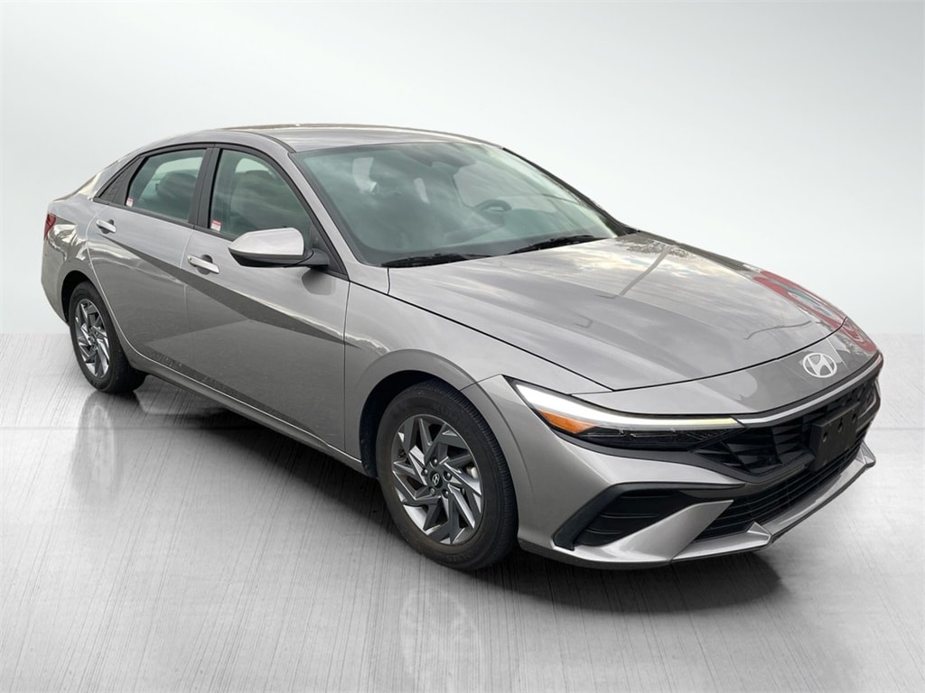 Used 2024 Hyundai Elantra SEL Sedan