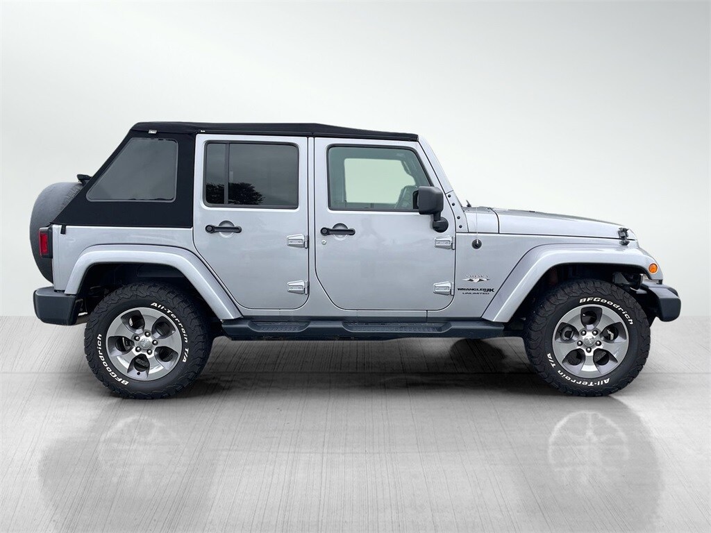 2018 Jeep Wrangler Unlimited Sahara photo 3