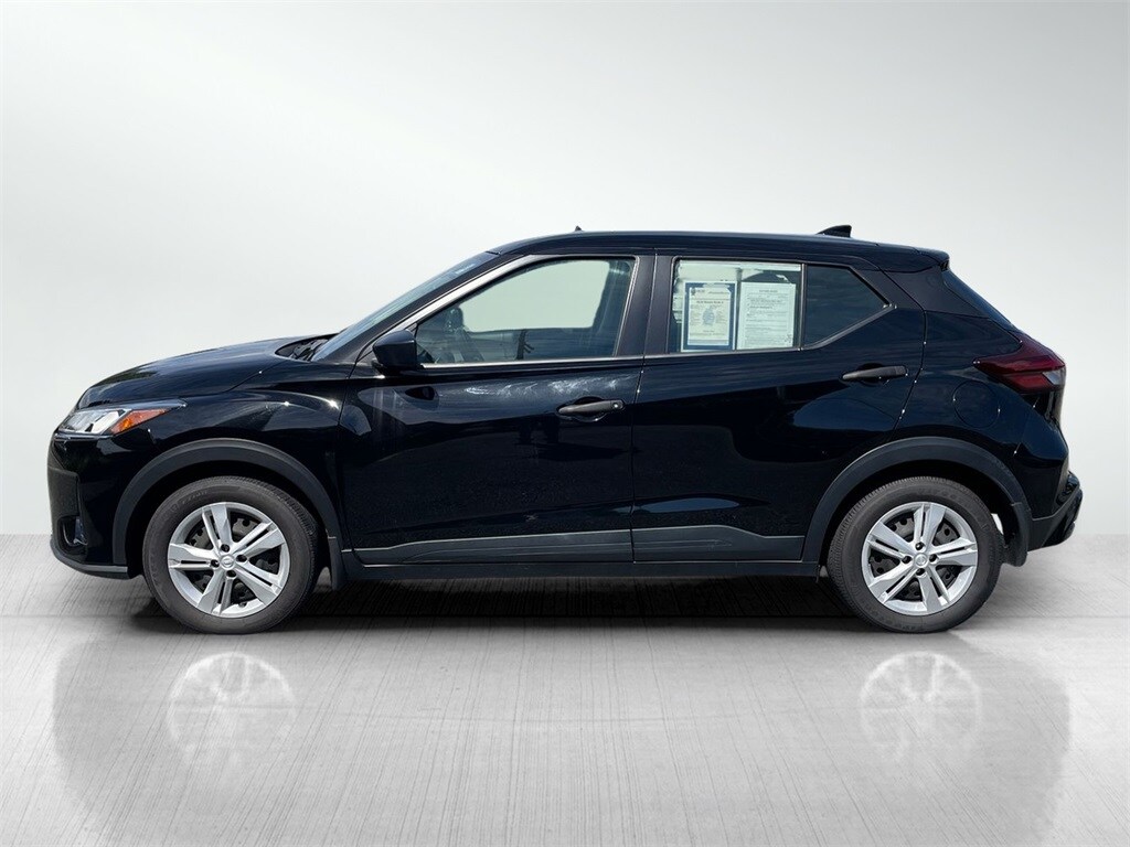 2024 Nissan Kicks S photo 4