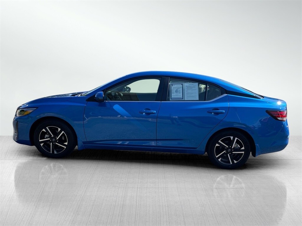 2025 Nissan Sentra SV photo 3