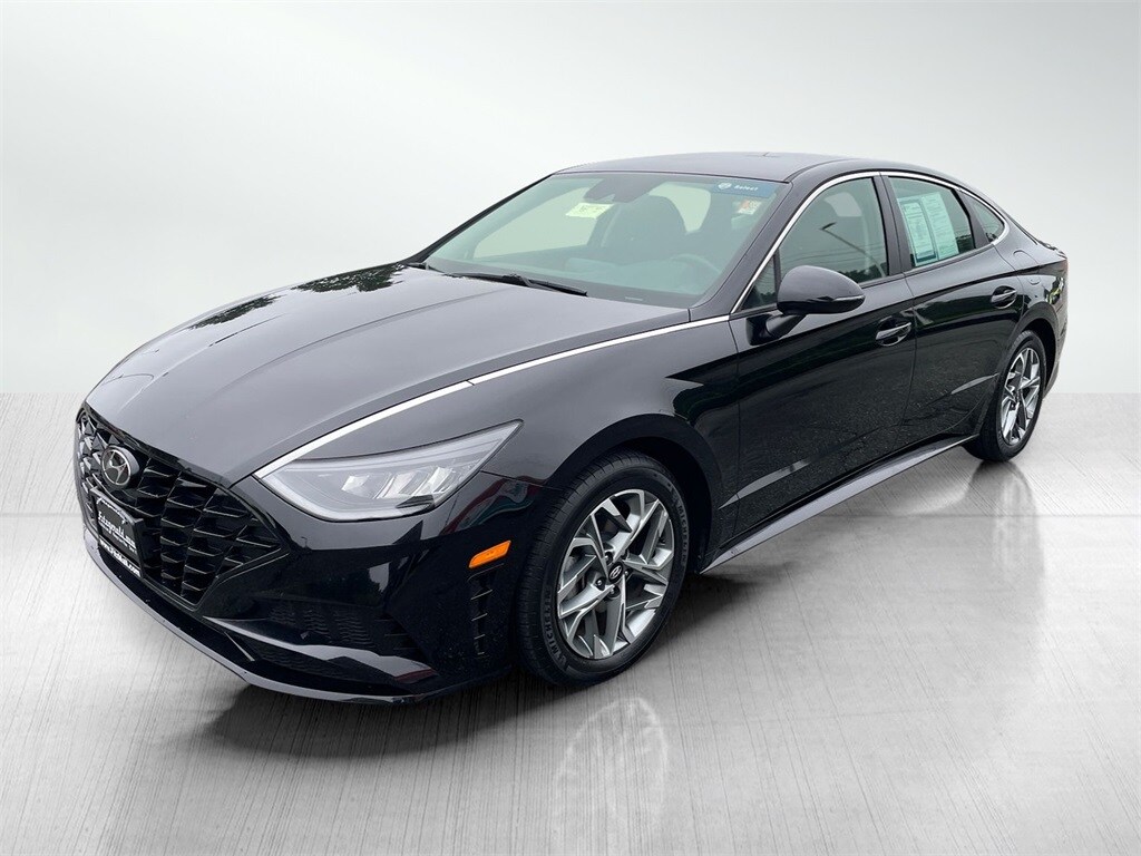 2023 Hyundai Sonata SEL photo 2