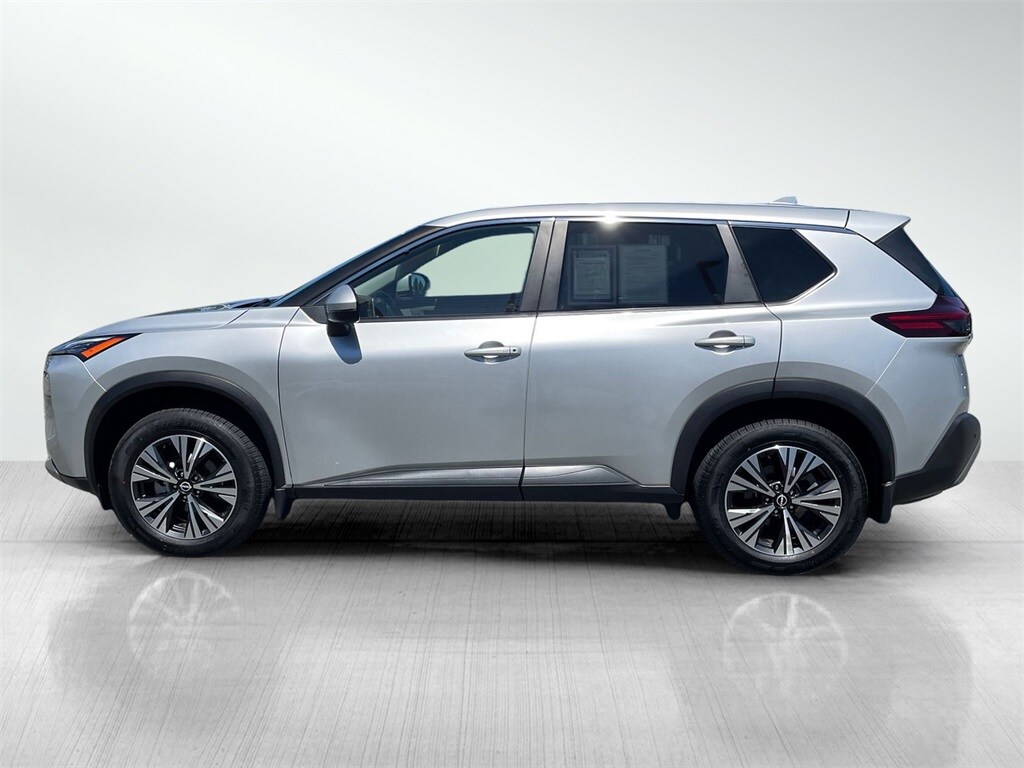 2023 Nissan Rogue SV photo 4