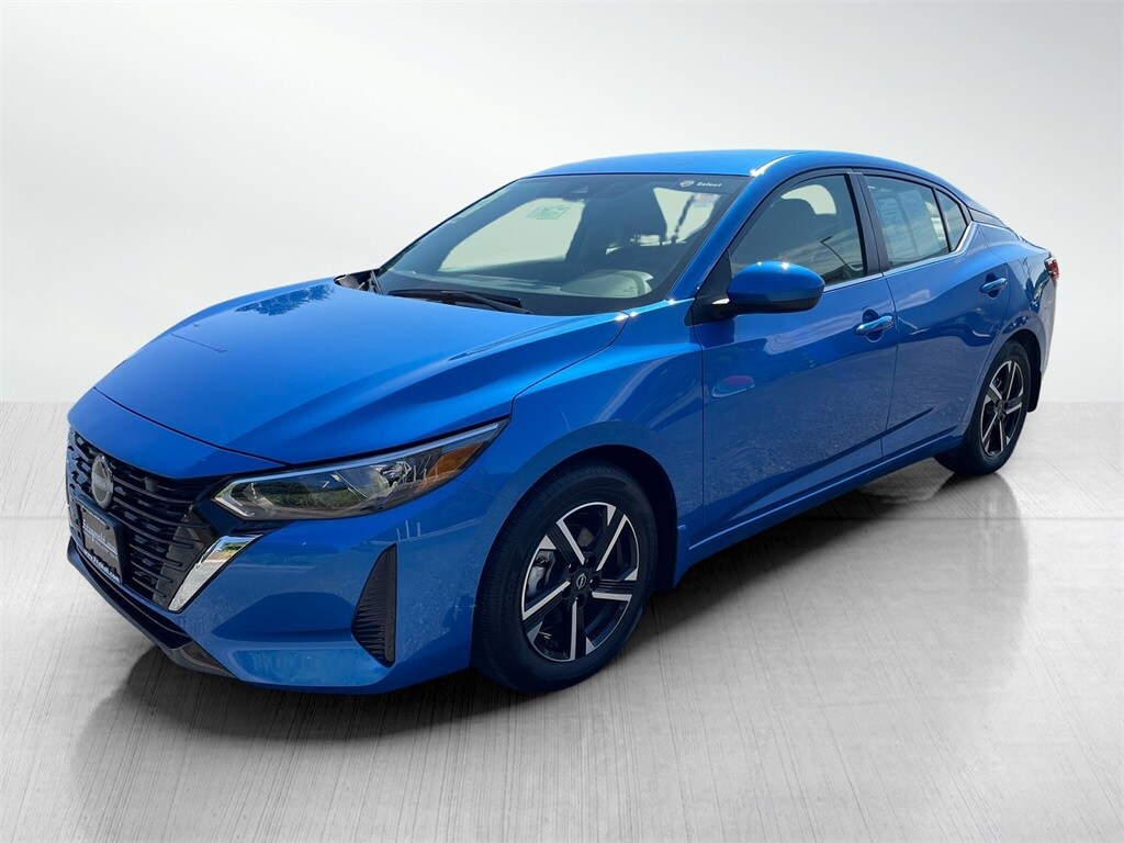 2025 Nissan Sentra SV photo 2