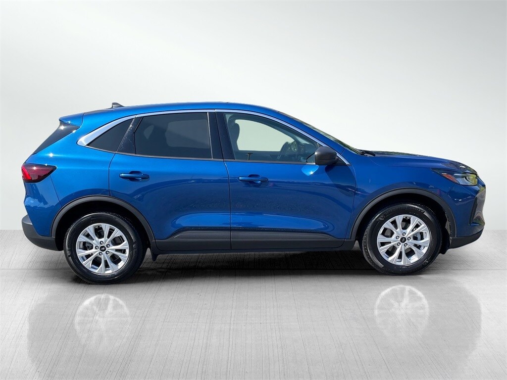 2023 Ford Escape Active photo 3