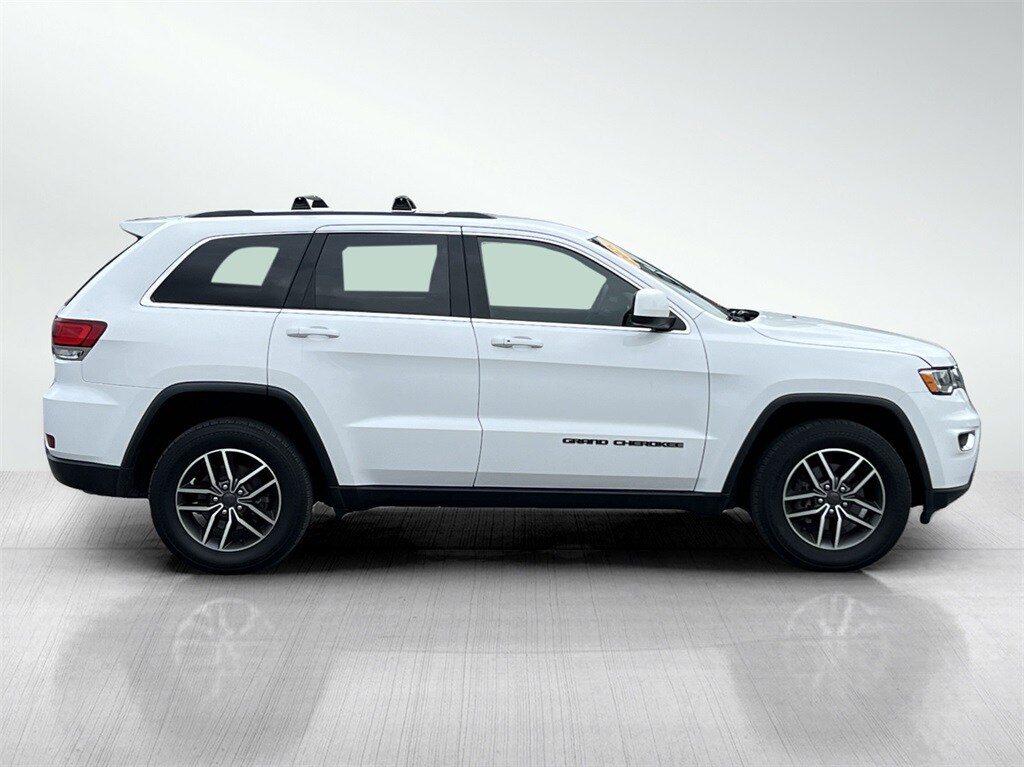 2020 Jeep Grand Cherokee Laredo E photo 4