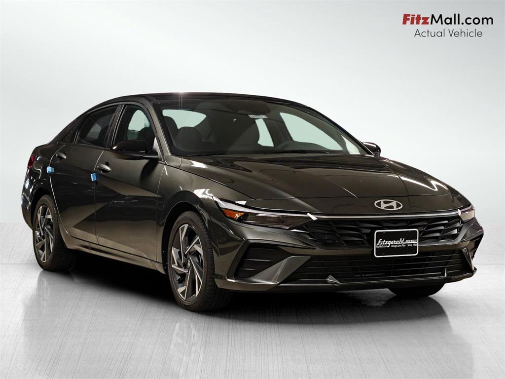 2025 Hyundai Elantra Sedan 