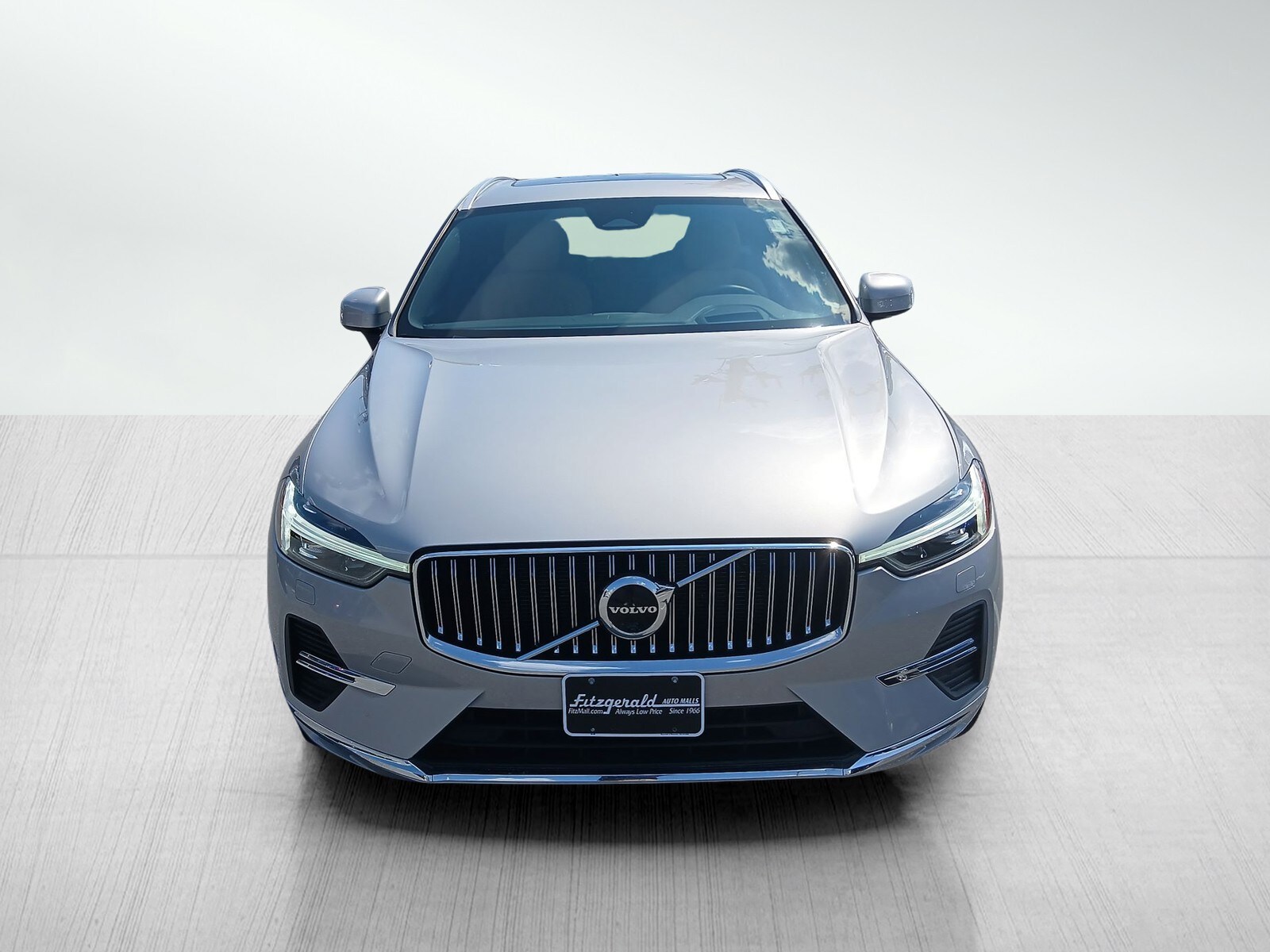 2022 Volvo XC60 B5 Inscription photo 3
