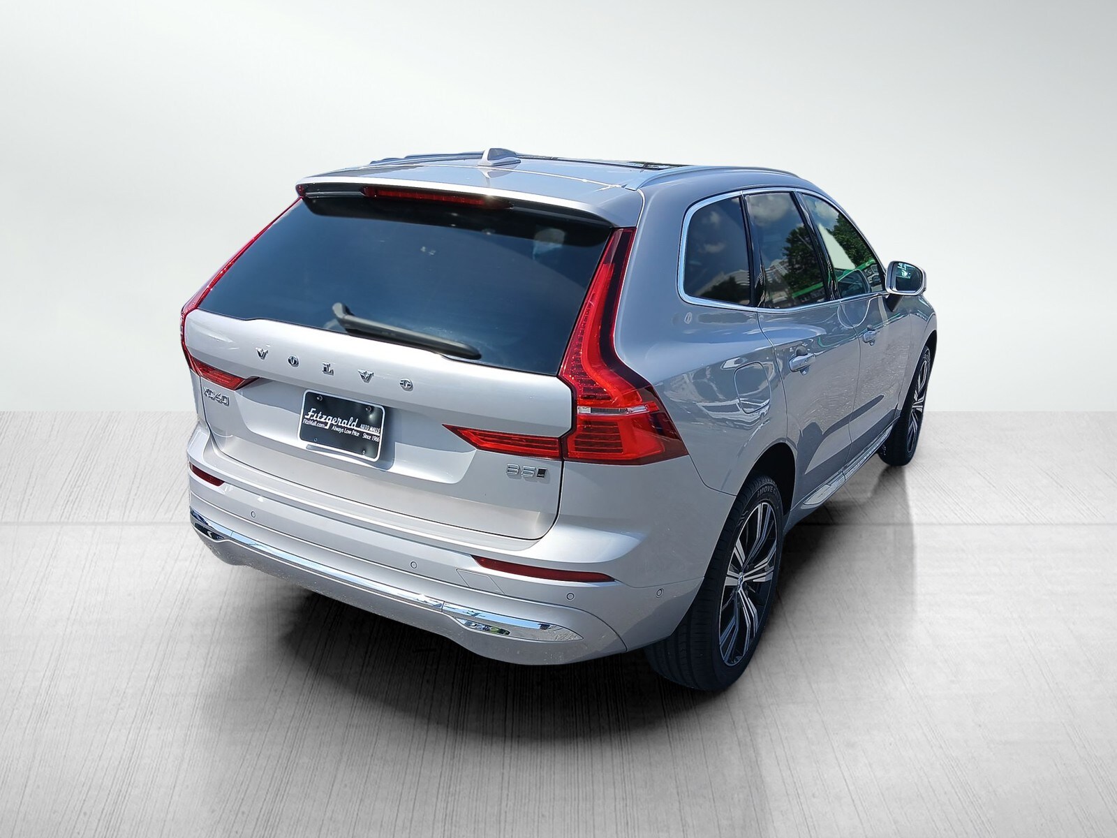 2022 Volvo XC60 B5 Inscription photo 4