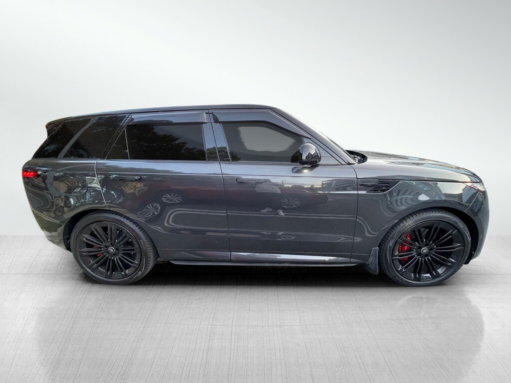 Used 2024 Land Rover Range Rover Sport Dynamic SE SUV