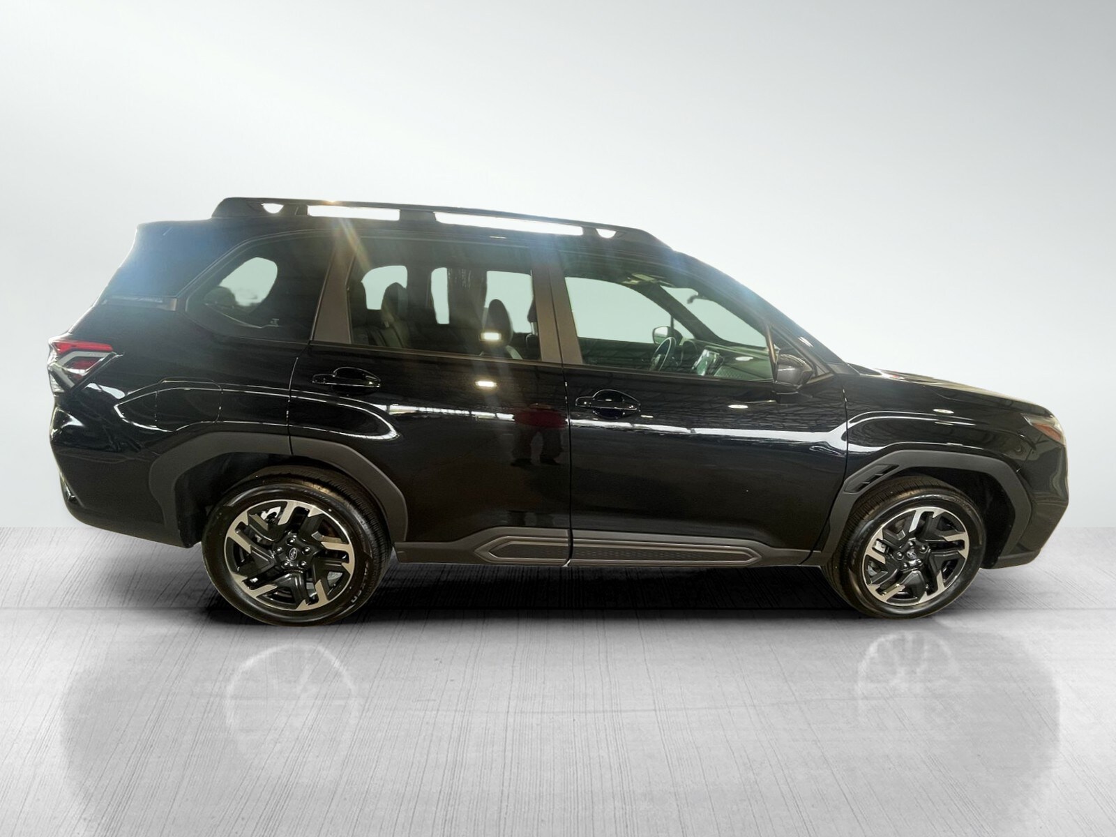2025 Subaru Forester Limited photo 3