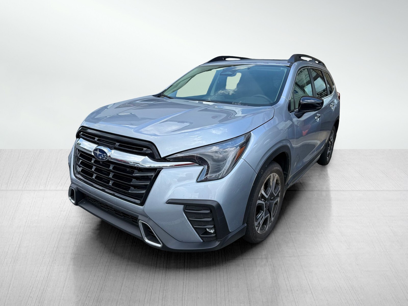 2024 Subaru Ascent Touring photo 3