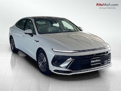 2025 Hyundai Sonata Hybrid Limited Sedan