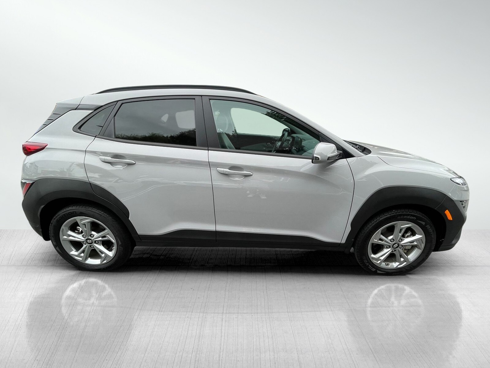 2022 Hyundai Kona SEL photo 4