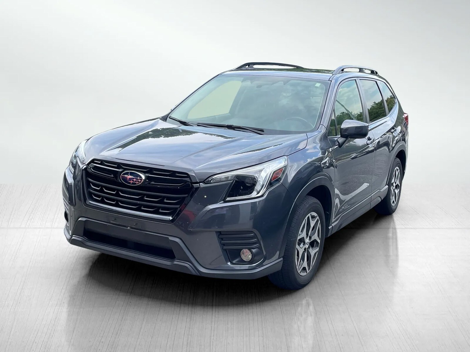 2022 Subaru Forester Premium photo 2