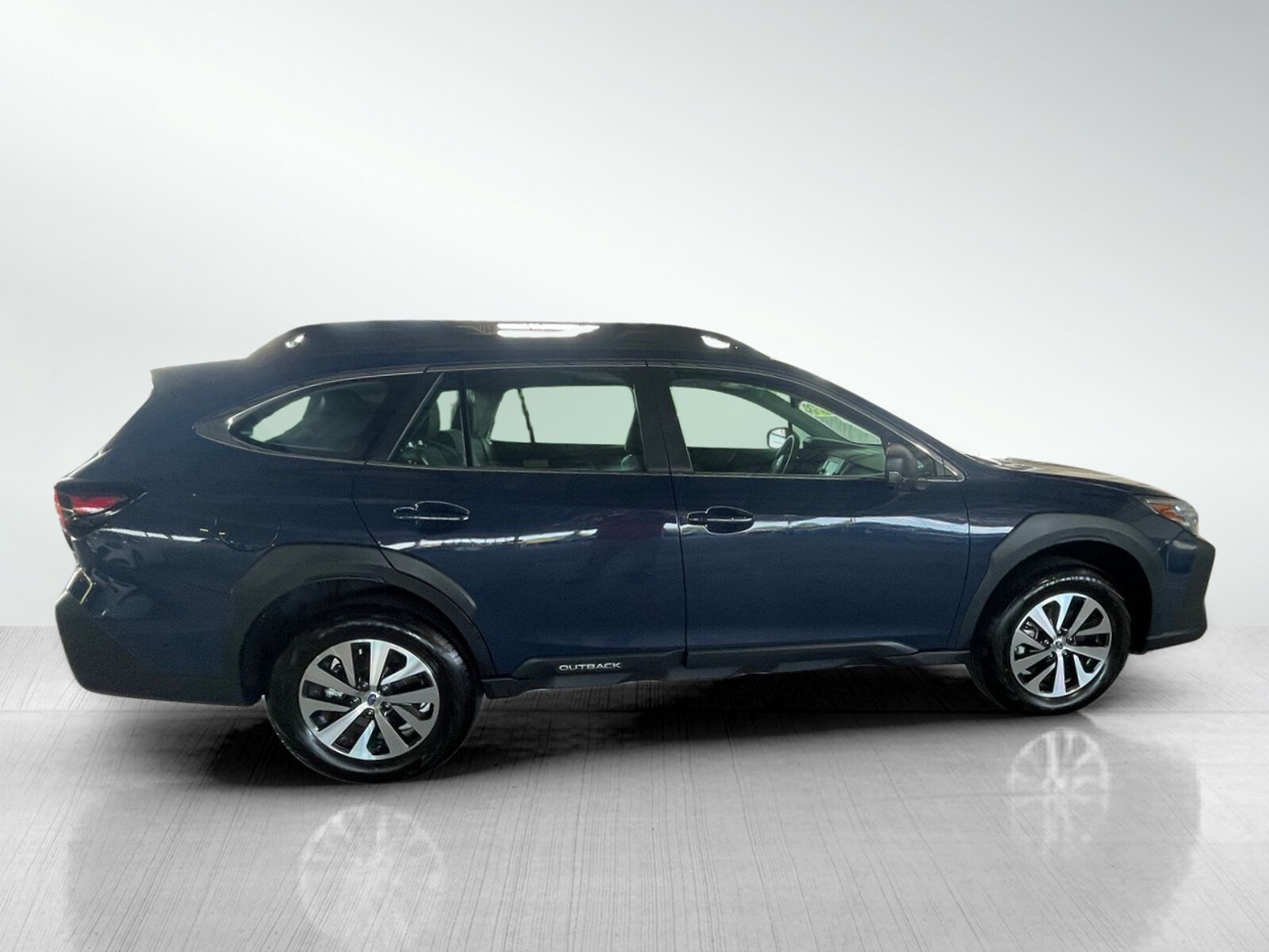 2025 Subaru Outback Base photo 4