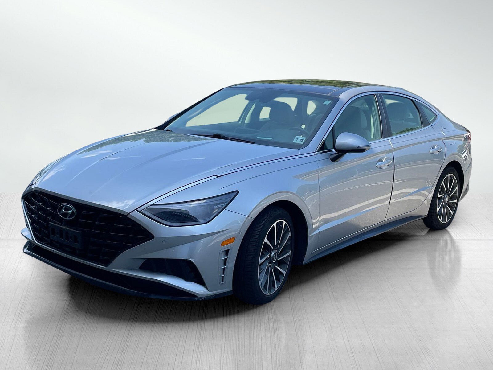 2020 Hyundai Sonata Limited photo 3