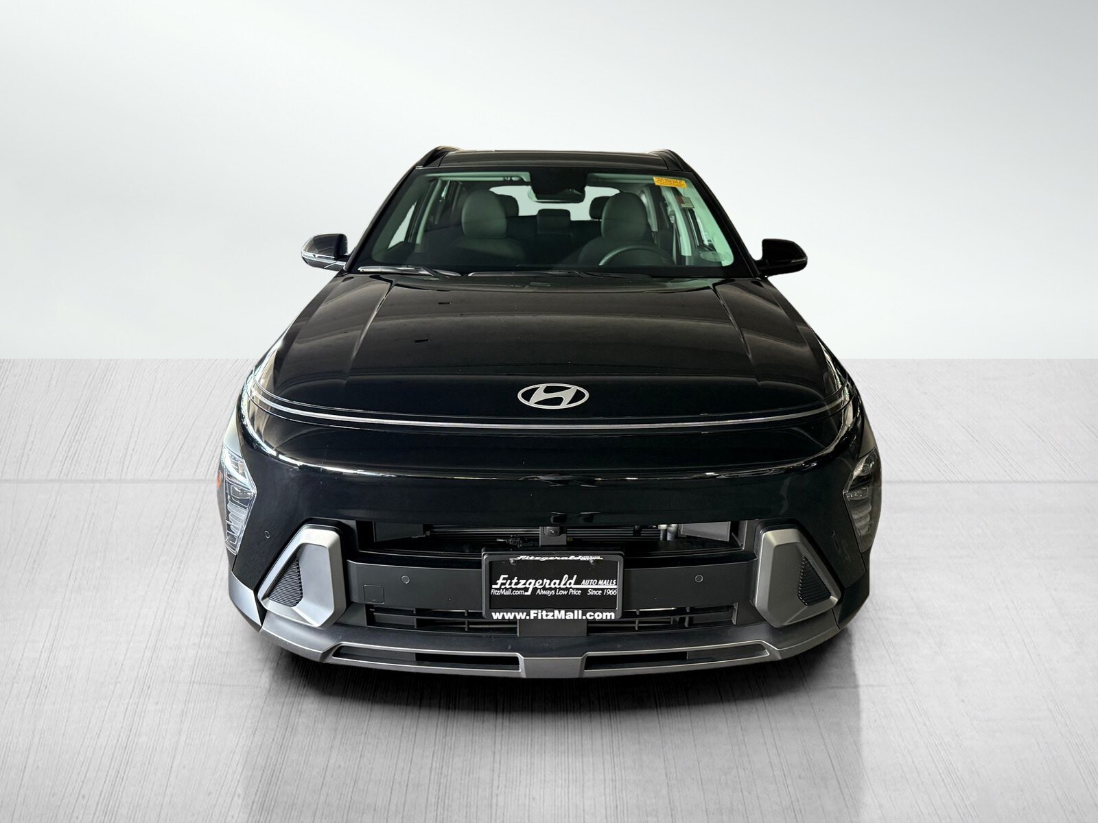 2024 Hyundai Kona Limited photo 2