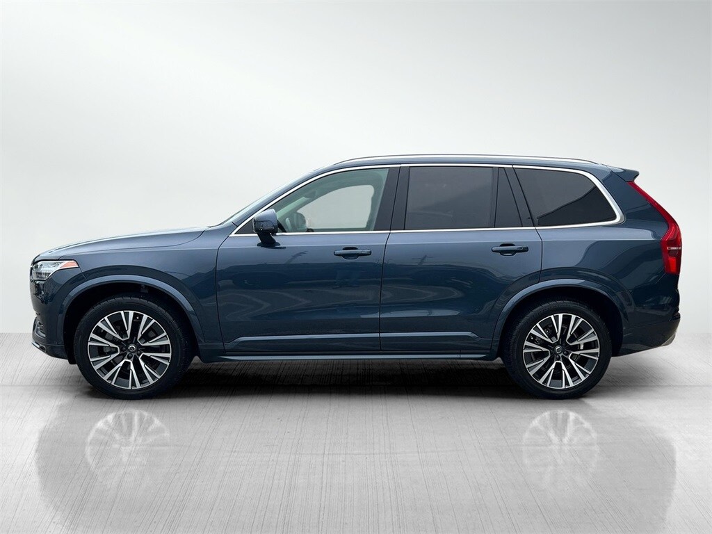2020 Volvo XC90 T6 Momentum photo 3