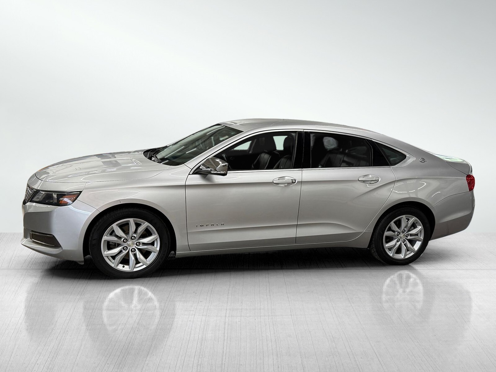 2016 Chevrolet Impala 1LT photo 3