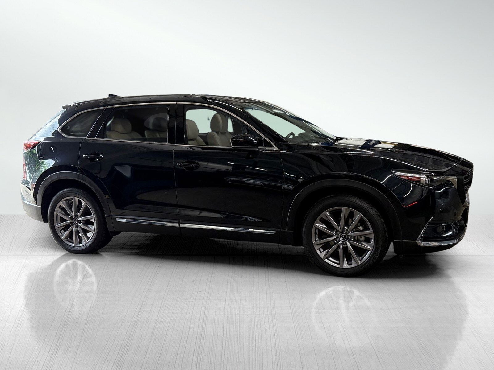 2023 Mazda CX-9 Grand Touring photo 4
