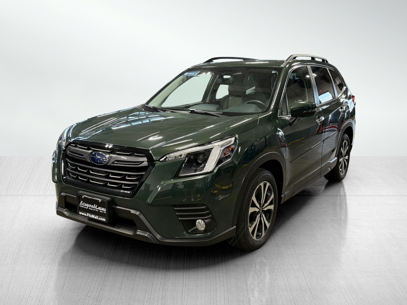 2023 Subaru Forester Limited photo 2
