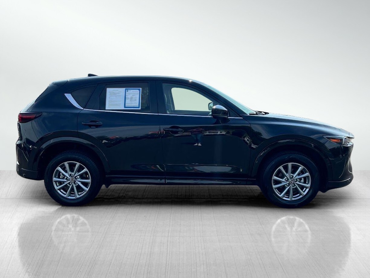 2024 Mazda CX-5 2.5 Select photo 4