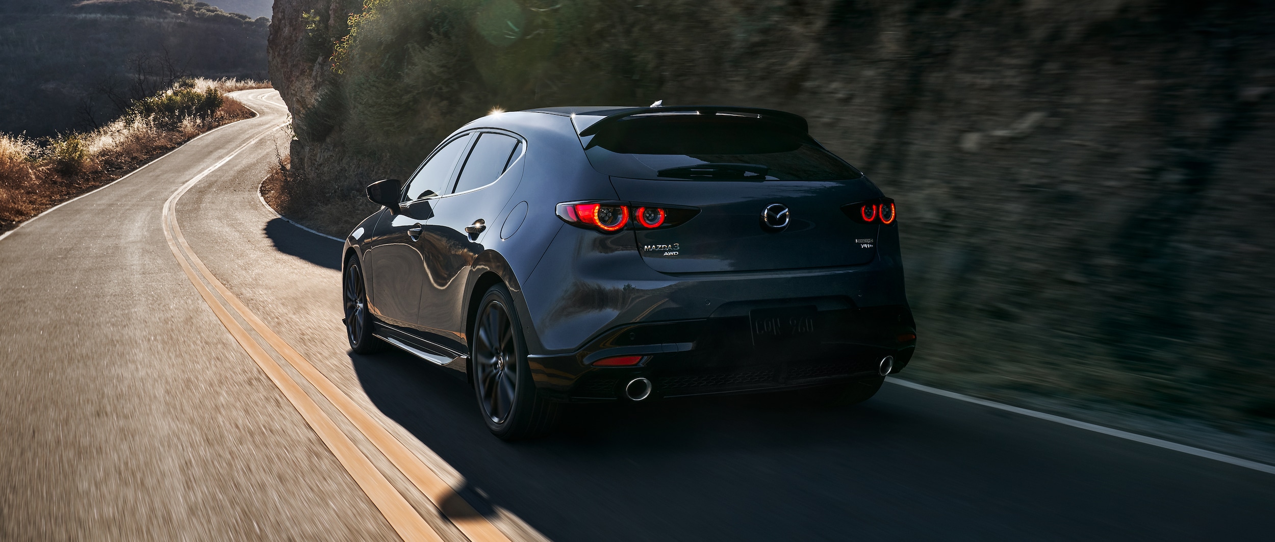 2025-Mazda-Mazda3-S-TurboPremiumPlus-Hatchback-L02.jpg