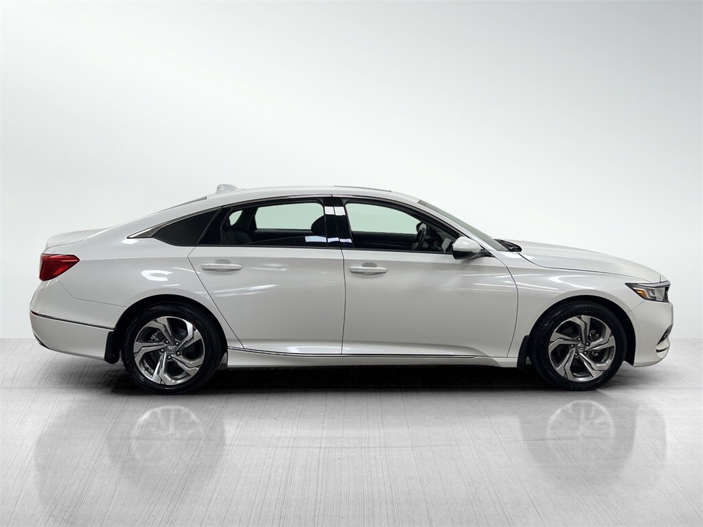 2020 Honda Accord EX-L 1.5T photo 3