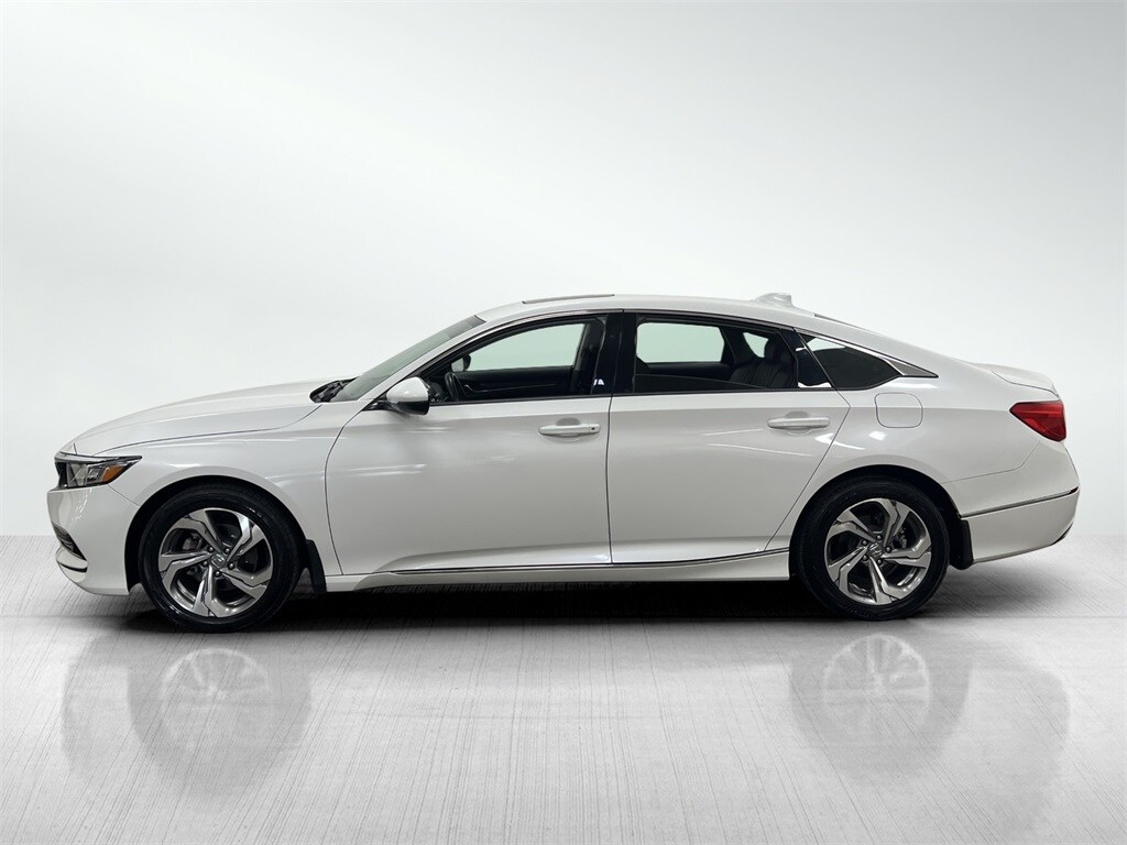 2020 Honda Accord EX-L 1.5T photo 2