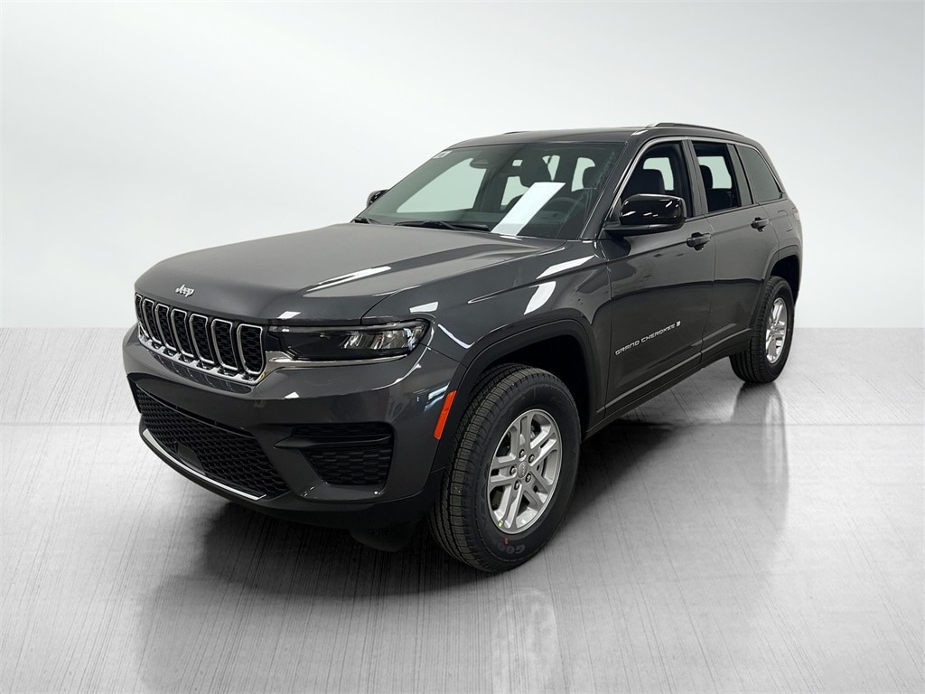 New 2025 Jeep Grand Cherokee LAREDO 4X2 Sport Utility