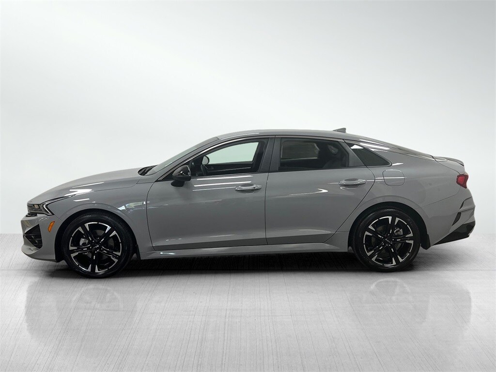 2023 Kia K5 GT-Line photo 3