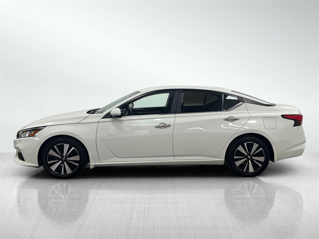 2021 Nissan Altima 2.5 SV photo 3