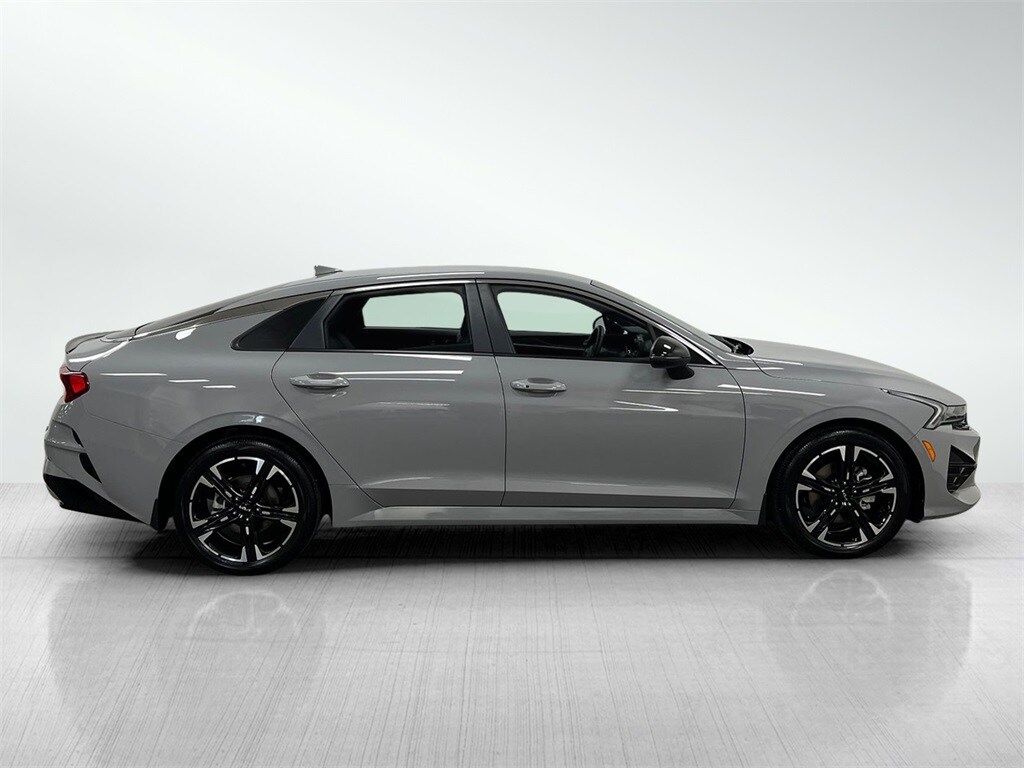 2023 Kia K5 GT-Line photo 4