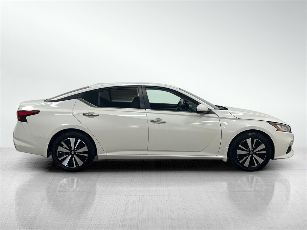 2021 Nissan Altima 2.5 SV photo 4
