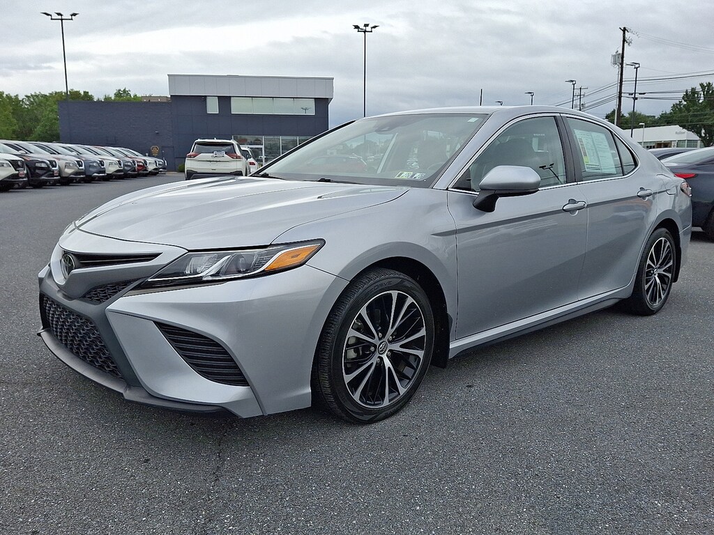 Used 2019 Toyota Camry Sedan