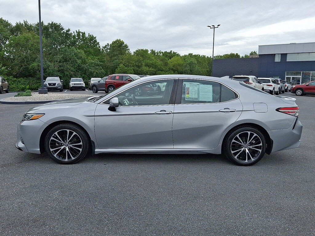 Used 2019 Toyota Camry Sedan