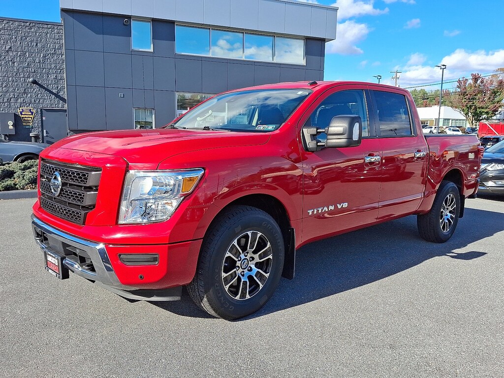 Used 2020 Nissan Titan SV Truck Crew Cab