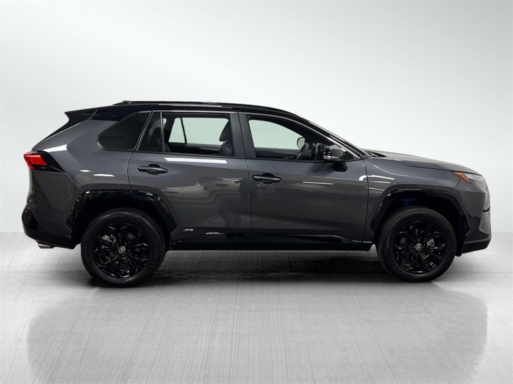 2023 Toyota RAV4 Hybrid XSE photo 4