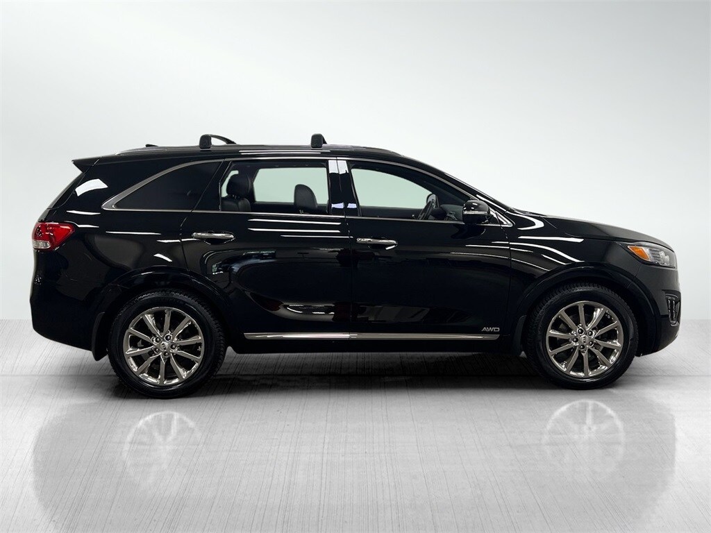 2017 Kia Sorento SX Limited photo 4