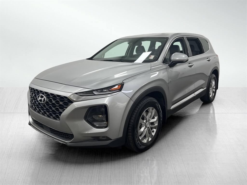 2020 Hyundai Santa Fe SEL photo 2