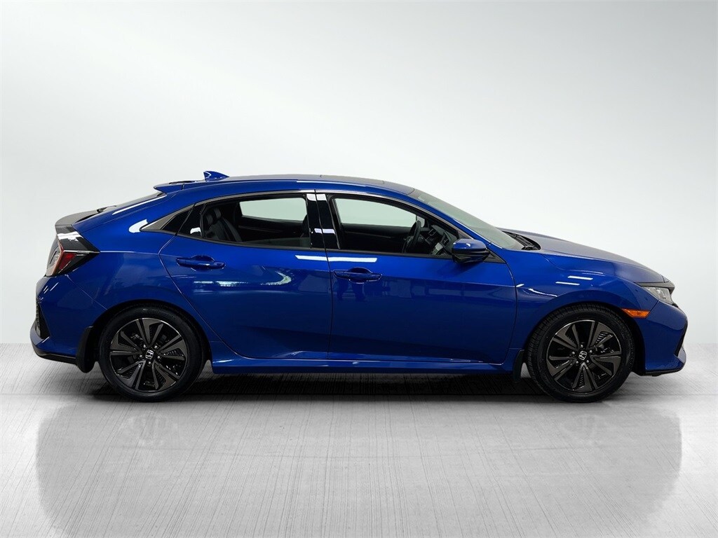 2018 Honda Civic EX-L Hatchback photo 4