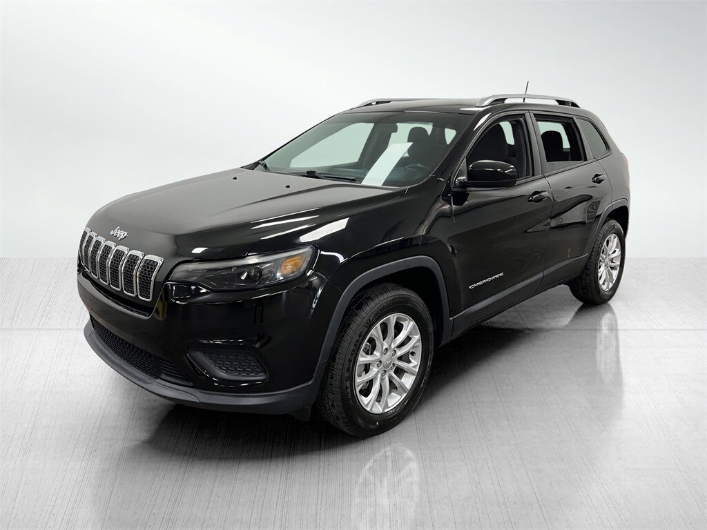 2020 Jeep Cherokee Latitude photo 2