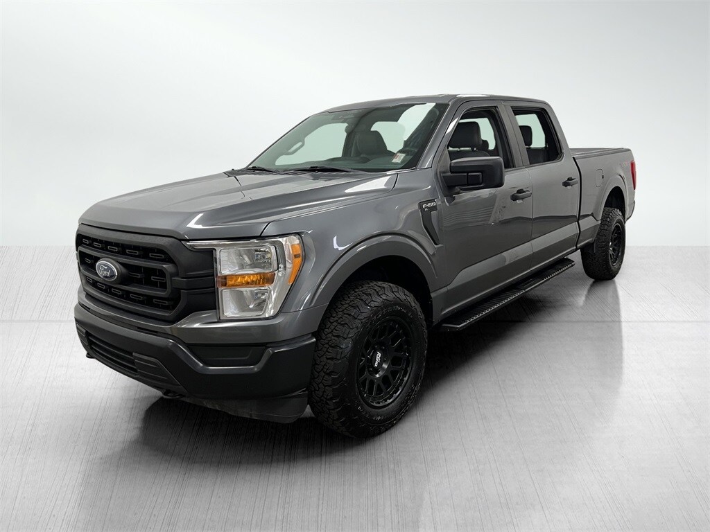 2022 Ford F-150 XL photo 2