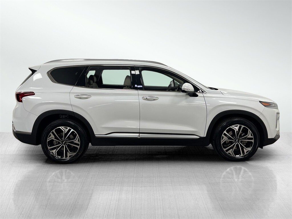 2019 Hyundai Santa Fe Ultimate photo 3
