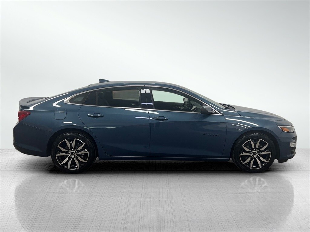 2024 Chevrolet Malibu RS photo 4