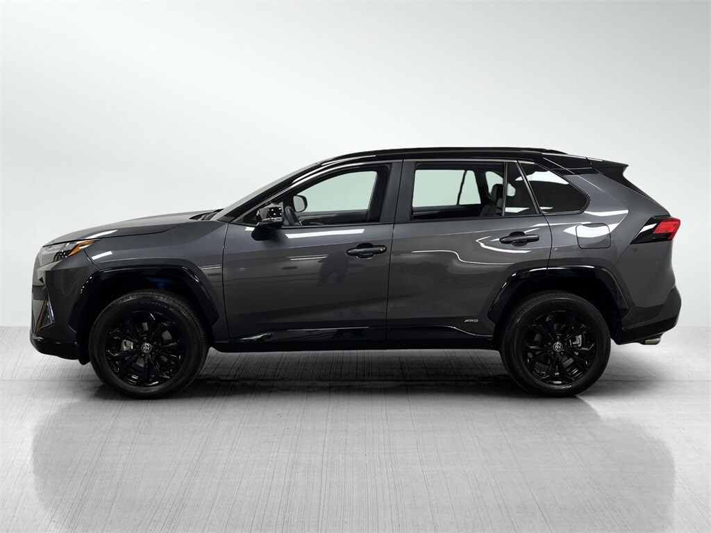 2023 Toyota RAV4 Hybrid XSE photo 3