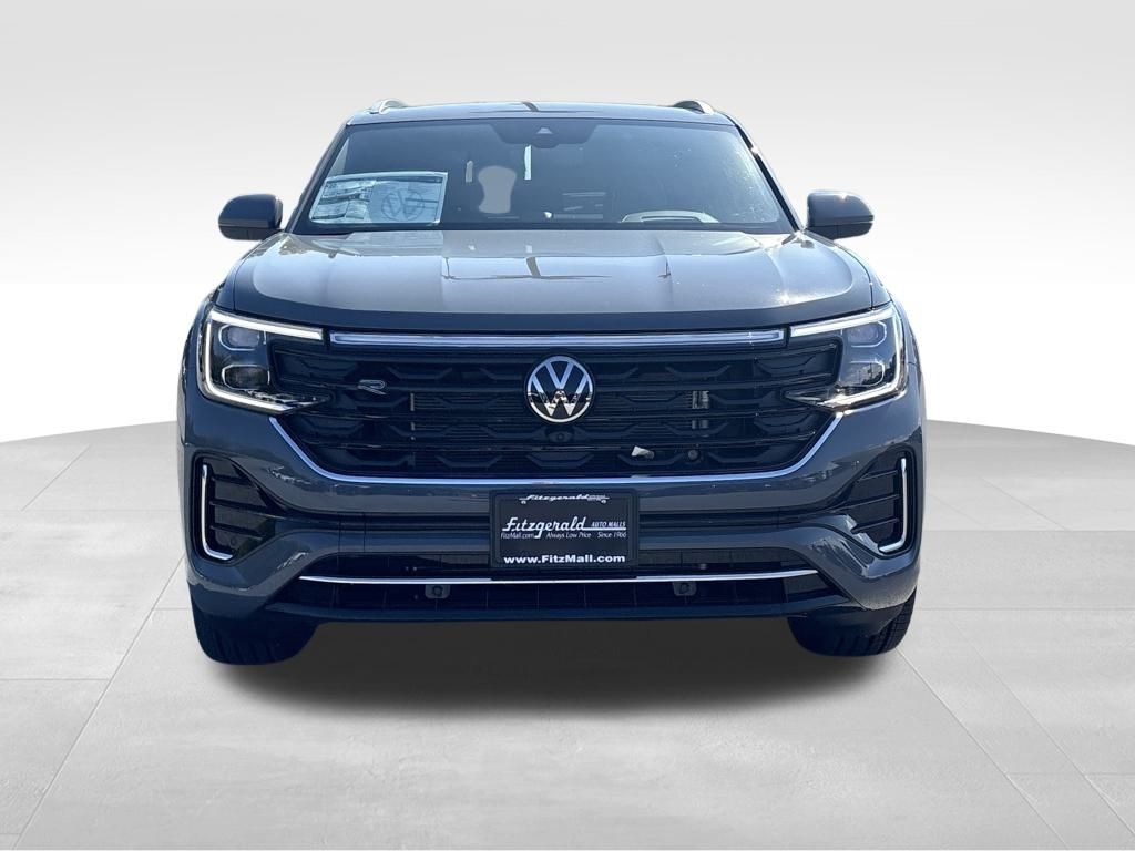 2026 Volkswagen Atlas Cross Sport SEL Premium R-Line photo 2